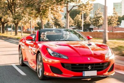 20-min Barceloneta & The Beach Supercar City Tour