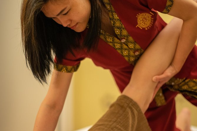 60 min Foot and Leg Massage at THAI SPA MASSAGE BARCELONA - A practical pause on Passeig de Gràcia
