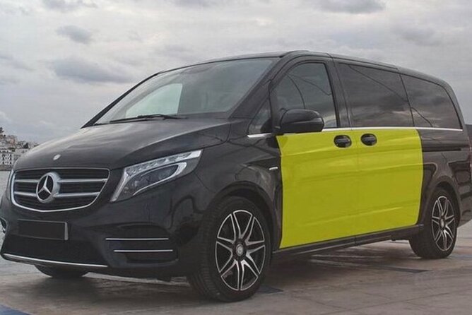 Arrival Barcelona Airport Private Transfer - Meeting your driver at Barcelona-El Prat