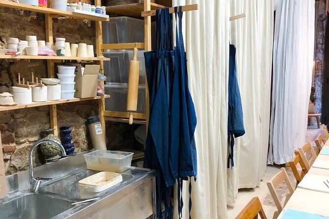 Artisan Ceramic Making Experience - Key points at a glance