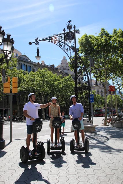 Barcelona: 2.5-Hour Gaudí Segway Tour - Beginning at Arc de Triomf