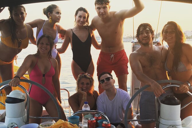 Barcelona 2-hour Private Boat Tour with Cava and snacks - What the price means for a group