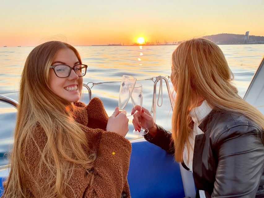 Barcelona: 2-Hour Sailboat Tour with Snacks and Drinks - Key points to know before you book
