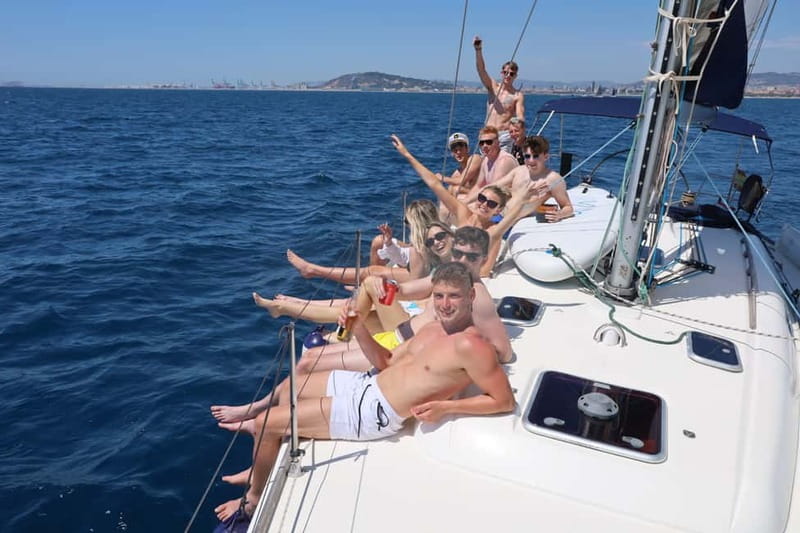 Barcelona 2h private sailing tour with local Skipper - The first 30 minutes: sailing beside Barcelona