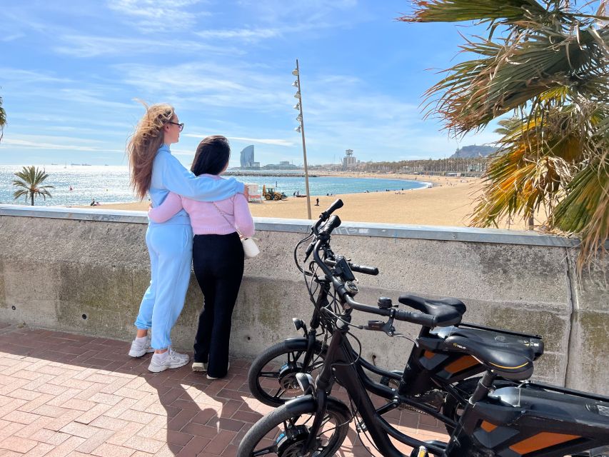 Barcelona: 3-Hour Montjuic Mountain E-Bike Guided Tour - A guide-led ride with room to personalize