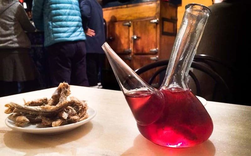 Barcelona: 3-Hour Sips, Sites & Bites Food & History Tour - Key points at a glance