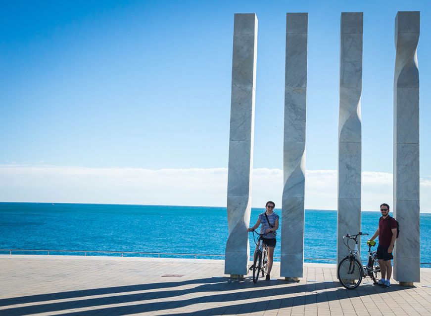 Barcelona: 4-Hour E-Bike Photography Tour - Tapas and a drink at the end