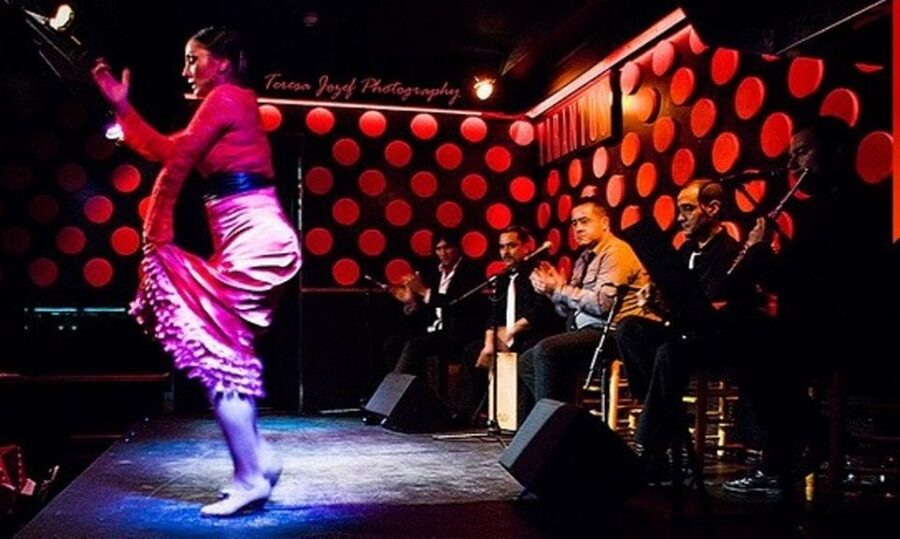 Barcelona: 4-Hour Tapas Evening Tour and Flamenco Show - Practical details for a smoother night