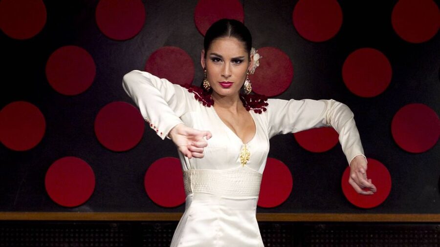 Barcelona: 4-Hour Tapas Evening Tour and Flamenco Show - La Boquería and the food story of Barcelona