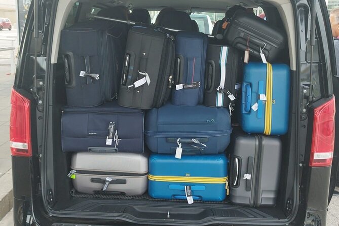 Barcelona Airport, Cruise port or Hotel private Transfer - Hotel pickup in central Barcelona