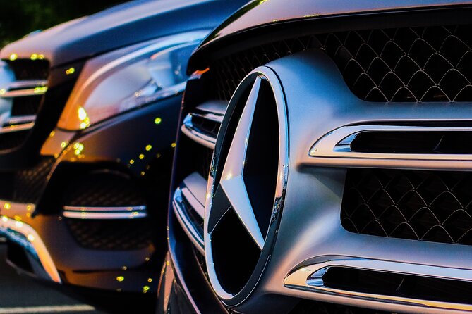 Barcelona Airport Transfer (Private): Arrival or Departure - Families, luggage, and group size