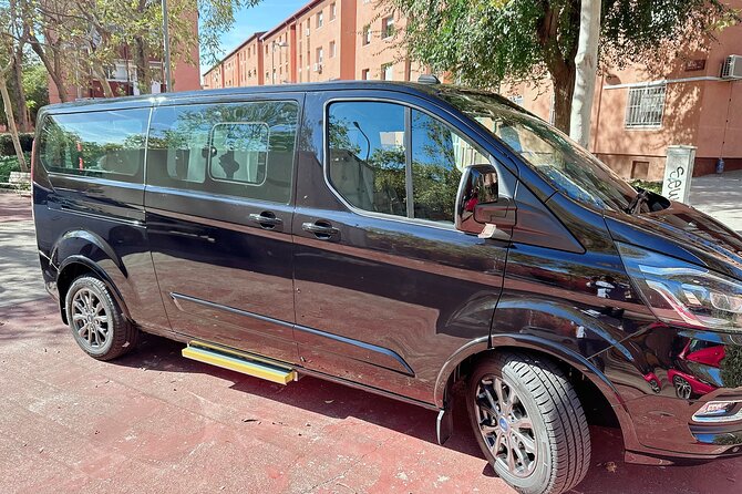 Barcelona Arrival Private Transfer Airport To Barcelona City - The ride into Barcelona