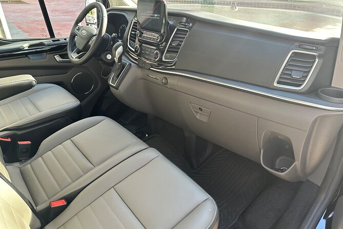 Barcelona Arrival Private Transfer Cruise Port to City Center - Cancellation and booking details that matter