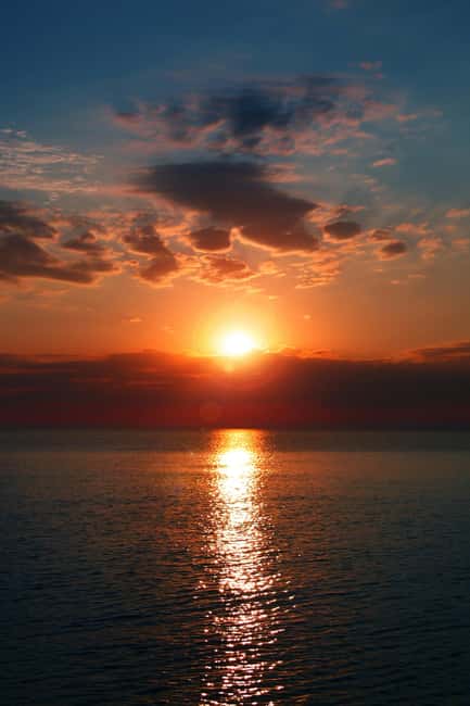 Barcelona Badalona : Sailboat Tour, Snacks, Drinks, Swimming - Snacks, Cava, and a Relaxed Deck