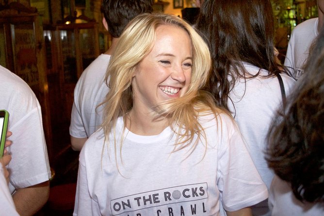 Barcelona Bar Crawl - The final club and the dress code that matters
