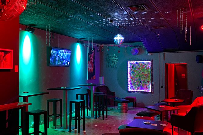 Barcelona: Bar Crawl at Gaixample - Four or five venues, each with a different mood