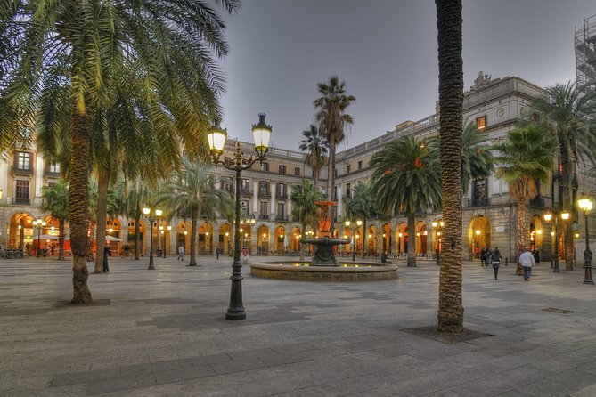 Barcelona Best Views: Old Town, Cable Car and Montjuic Castle - The Magic Fountain and Plaça d’Espanya
