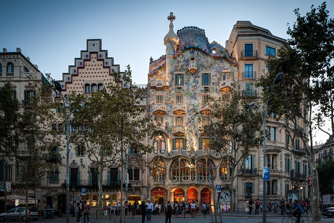 Barcelona Bike Highlights & Sagrada Familia Small Group Tour - How the timing affects your day