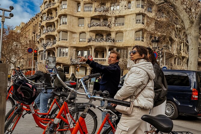 Barcelona: Bike or eBike Tour, Top Sights & Local Insights - El Born and the Gothic Quarter