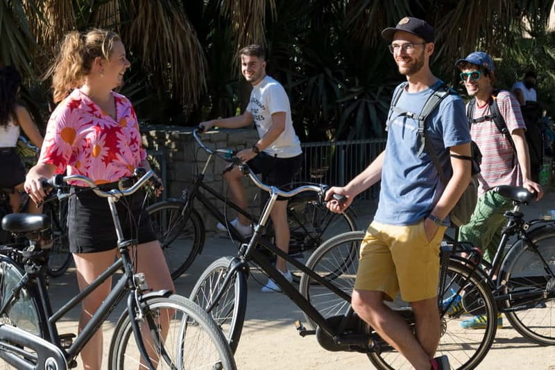 Barcelona: Bike Rental for 2 - 24 Hours - Who should book this ride?