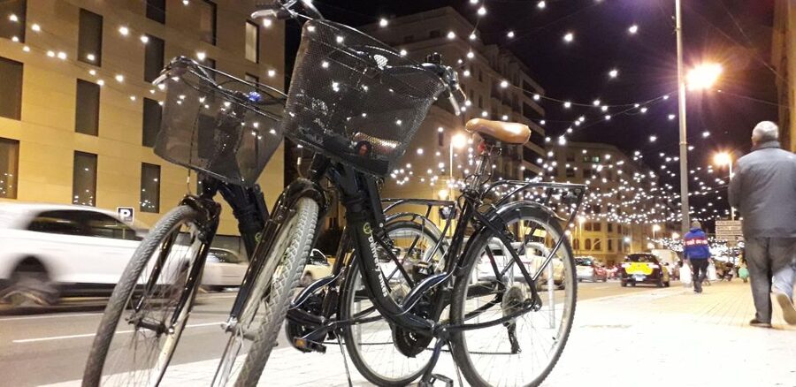 Barcelona: Bike Rental with Delivery and Pickup - What $41 buys you in real value