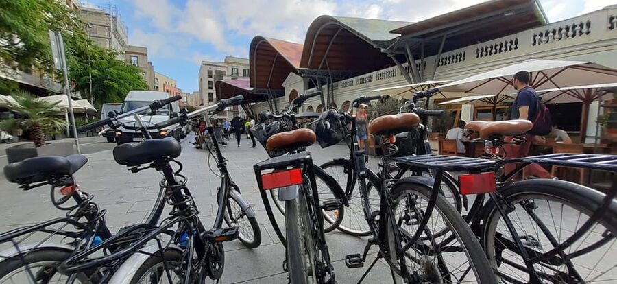 Barcelona: Bike Rental with Delivery and Pickup - Why delivery changes the Barcelona bike day