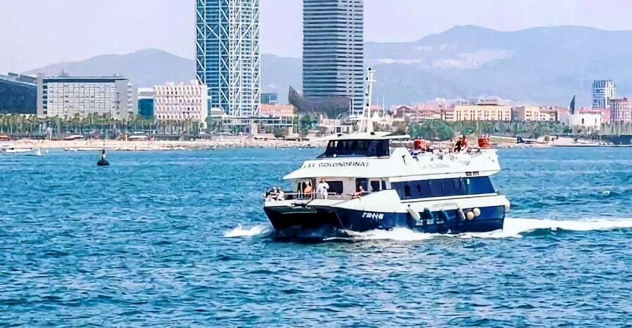 Barcelona: Boat Tour in Las Golondrinas - What you see around Port Vell