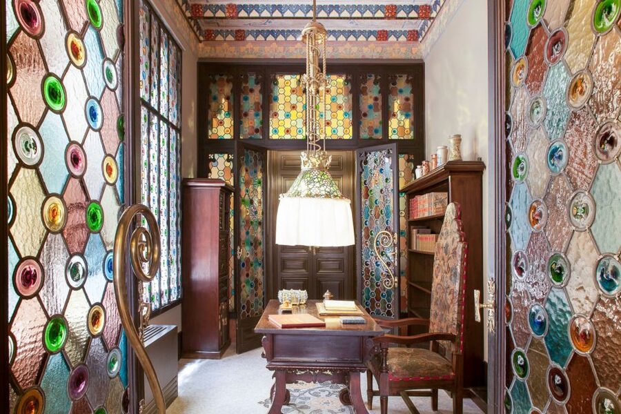 Barcelona: Casa Amatller Guided Visit with Chocolate Gift - The Noble Floor and Amatller Family Home