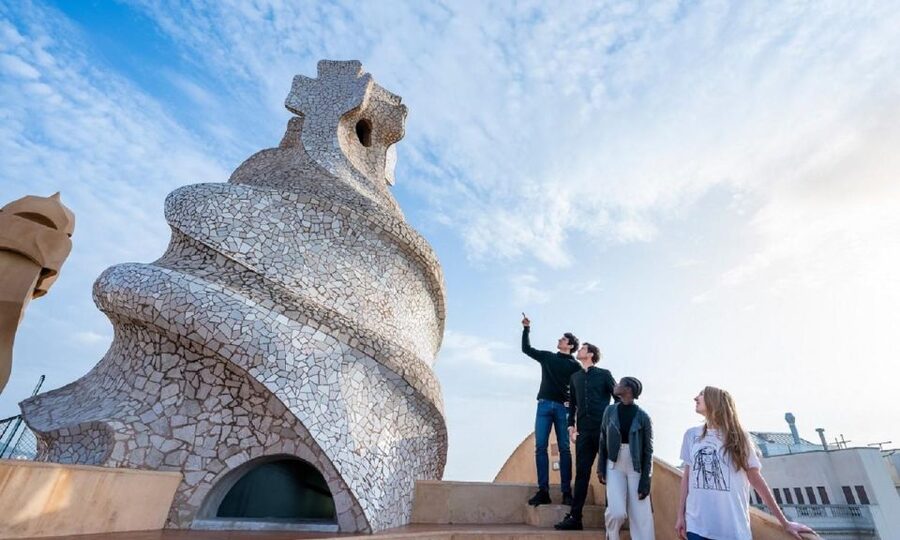 Barcelona: Casa Batlló, Casa Milà & Casa Vicens Guided Tour - Casa Vicens: the early Gaudí stop