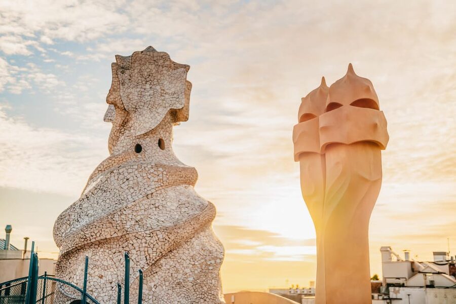 Barcelona: Casa Milà Early-Morning Access Guided Tour - The Warrior Rooftop and Barcelona views