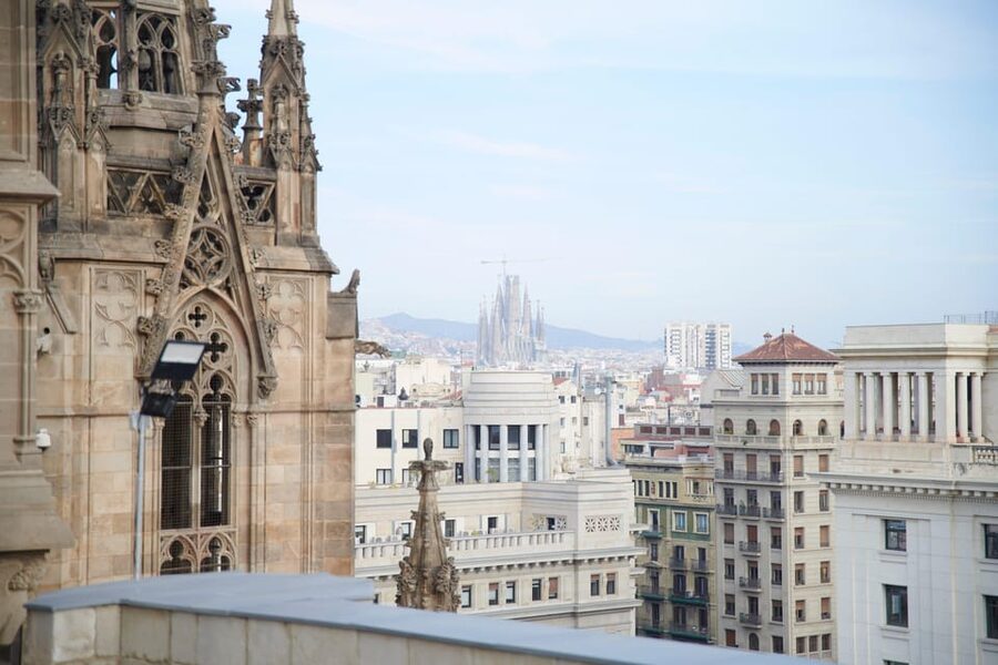 Barcelona Cathedral: Ticket, Guided Tour and VR Experience - Why Barcelona Cathedral deserves your time