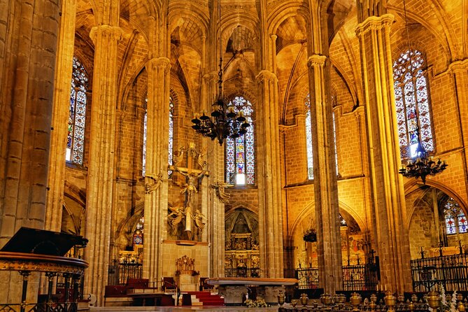 Barcelona Cathedral: Ticket, Guided Tour, Terrace + VR Experience - The VR experience and its important catch