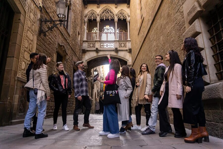 Barcelona: Cathedrals and Squares Walking Tour - A 2,000-year walk through Barcelona’s oldest quarter