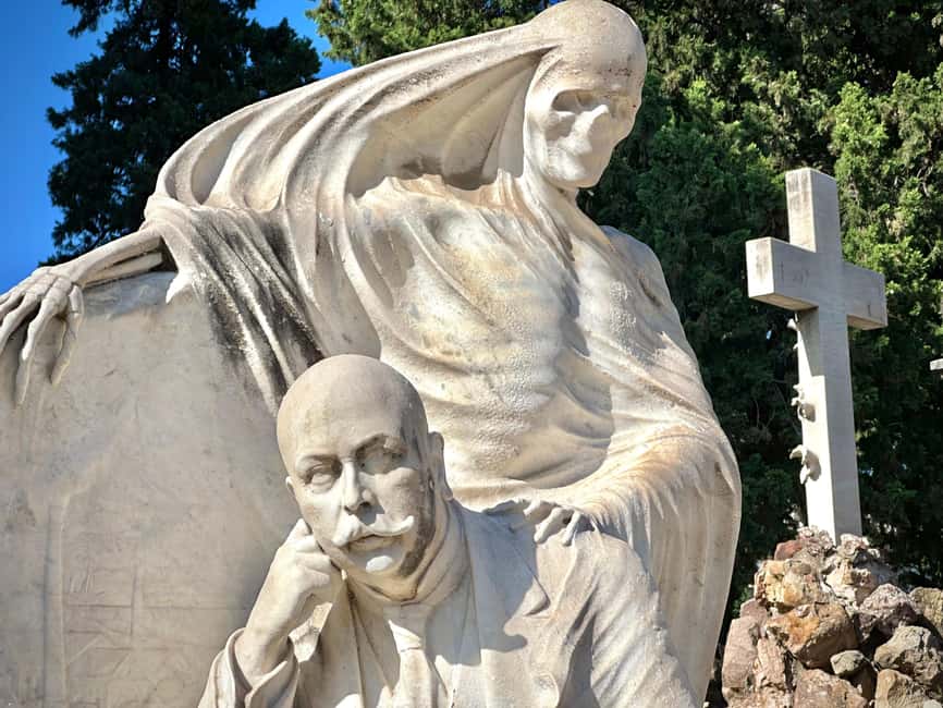 Barcelona: Cemetery Tour - Gothic Graves & Local History - Why Montjuic Cemetery feels unlike ordinary Barcelona sightseeing