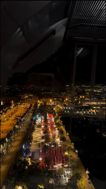 Barcelona: Christmas Lights and Markets Bike Tour - Entering the Gothic Quarter