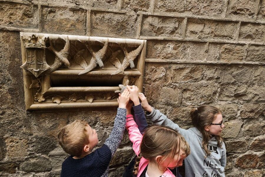 Barcelona: Churros, Hot Chocolate, and Games Family Tour - Starting near La Rambla and the old city