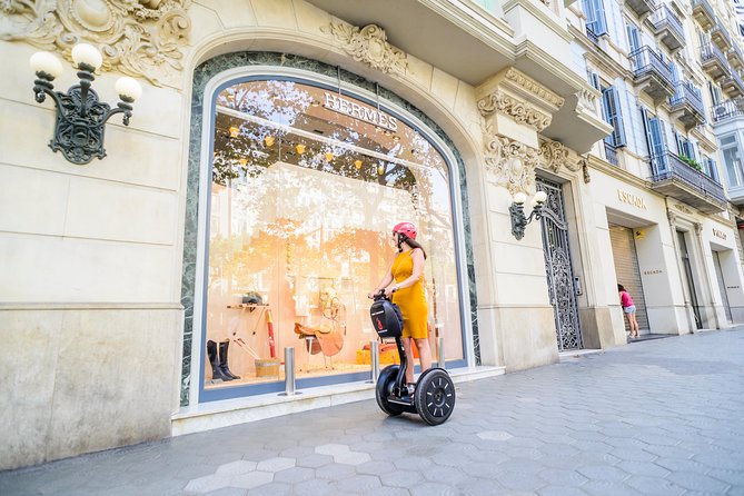 Barcelona: Citizen Segway Tour - Eixample, Los Encantes, and Torre Glòries