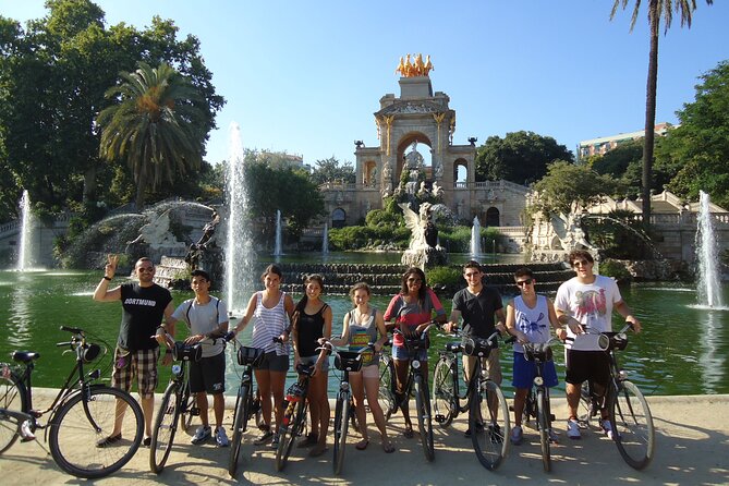 Barcelona City Highlights Bike Tour - Sagrada Família is the headline stop