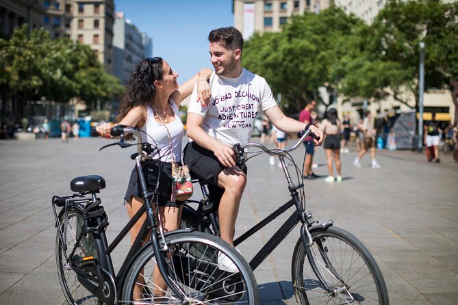 Barcelona City Highlights Bike Tour - Columbus Monument points you back toward the old city