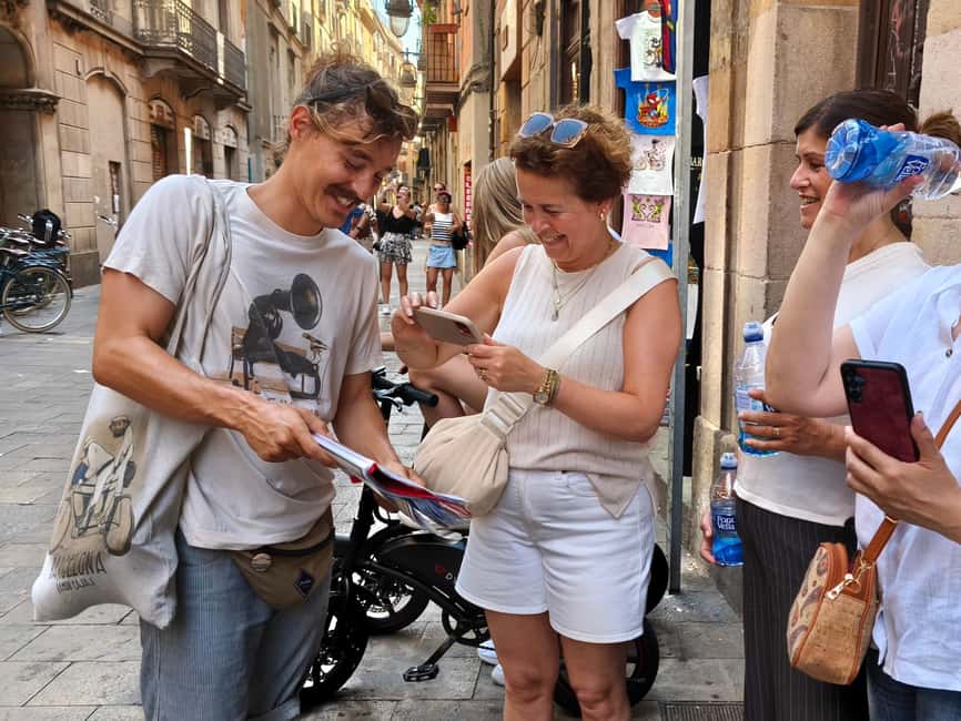 Barcelona: City Highlights Bike Tour with Locals - Key points to know before you book
