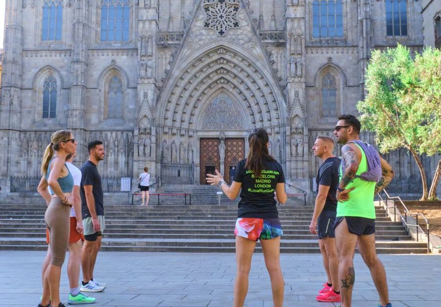 Barcelona: City Highlights Guided Running Tour - Barcelona Cathedral and the Gothic center