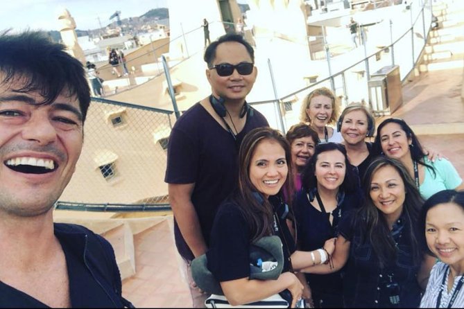 Barcelona City Tour: Gothic Pedrera, Sagrada Familia & Park Güell - The guides make or break a fast day