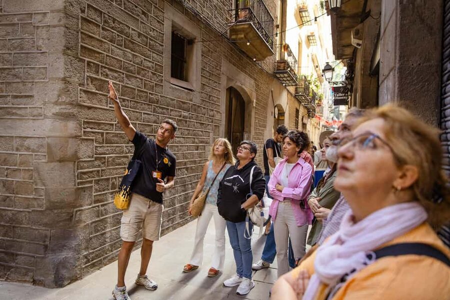 Barcelona: City Walking Tour with Local Guide - MUHBA El Call and Barcelona’s Jewish Quarter