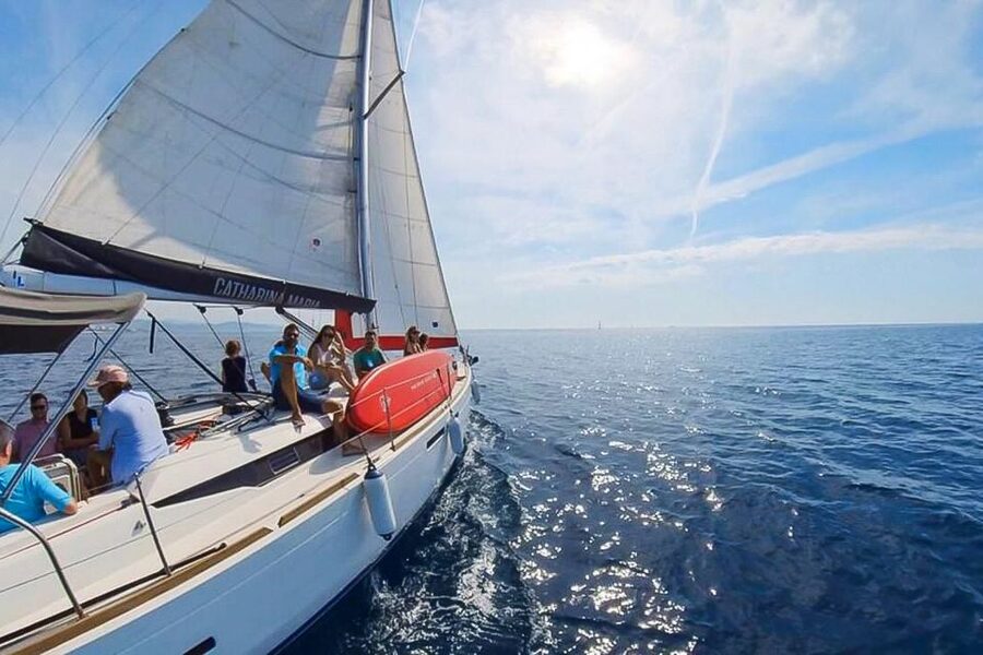 Barcelona: Coastline Boat Trip with Snacks and Cava - The swimming stop and the reality of sea conditions