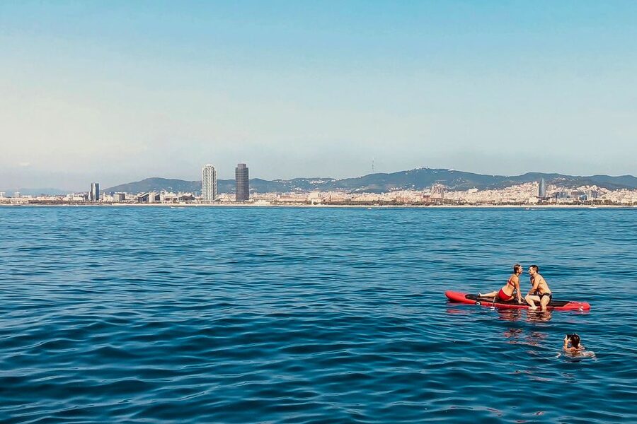 Barcelona: Coastline Boat Trip with Snacks and Cava - Music, sunset, and the best time to go