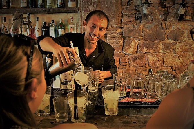 Barcelona Cocktail Masterclass with Tapas - Starting with cava in Barcelona’s Gothic Quarter