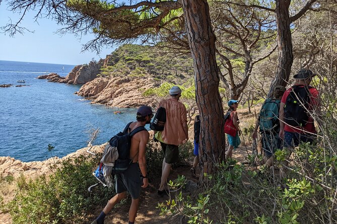 Barcelona: Costa Brava Easy Hike, Snorkel, Cliff-Jump & Meal - Sant Pol and Sa Conca beaches