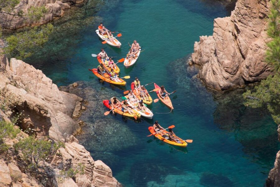 Barcelona: Costa Brava Kayak, Snorkel & Cliff Jump & Lunch - Key points at a glance