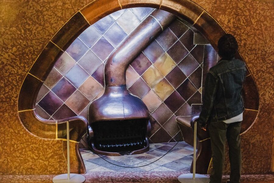 Barcelona: Discover Gaudí, Sagrada Familia, and Park Güell - Why this tour makes Gaudí easier to understand