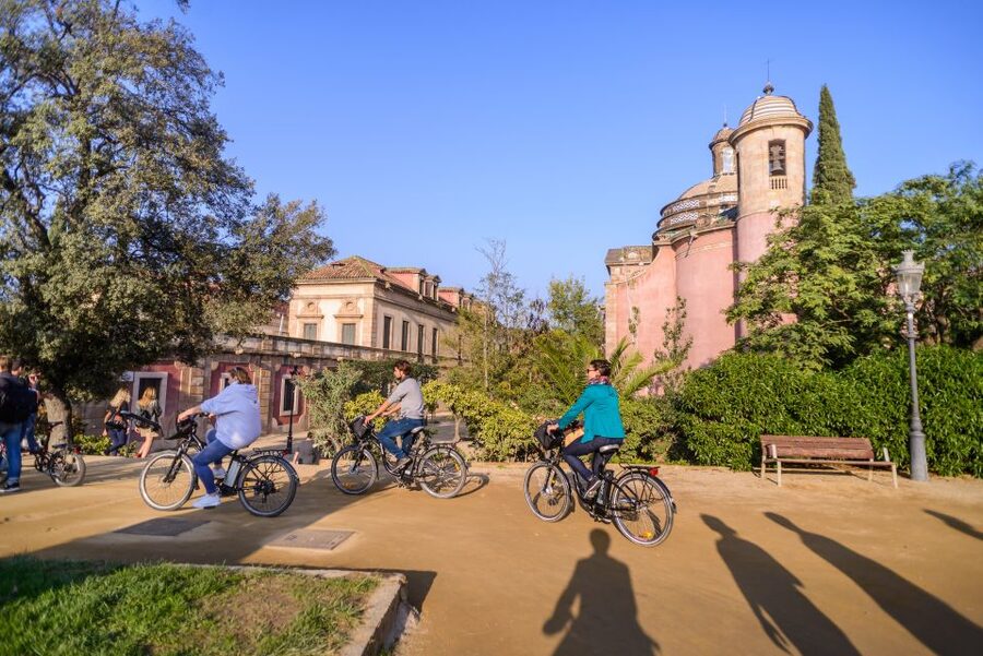 Barcelona eBike Tour with Wine and Tapas Experience - La Barceloneta and the Mediterranean coast